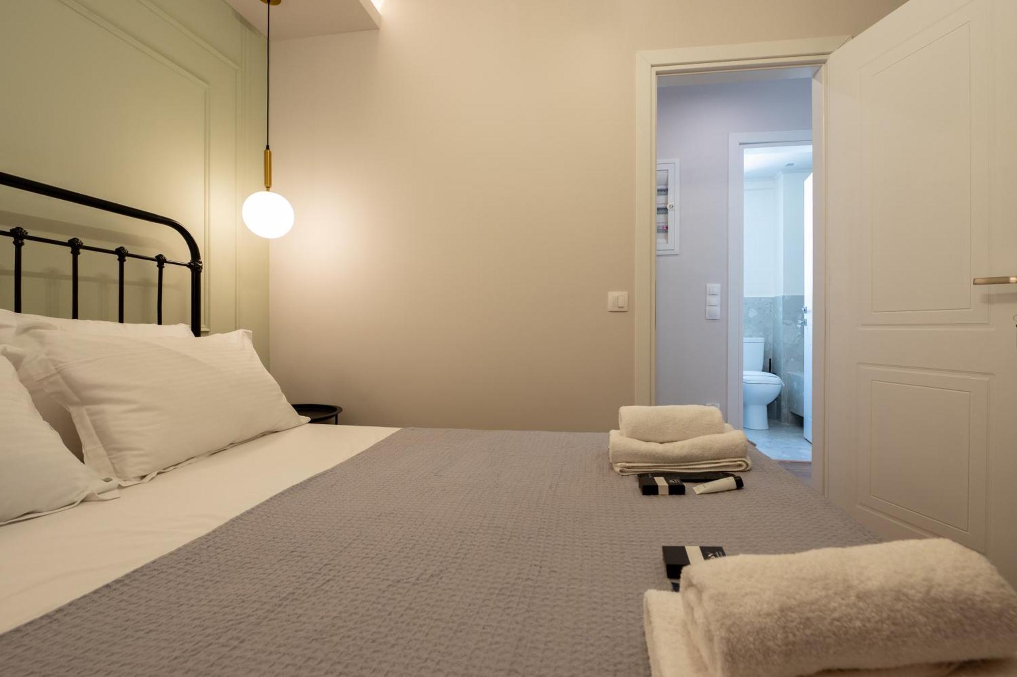 Live Life Plaka Apartment Athens Luaran gambar