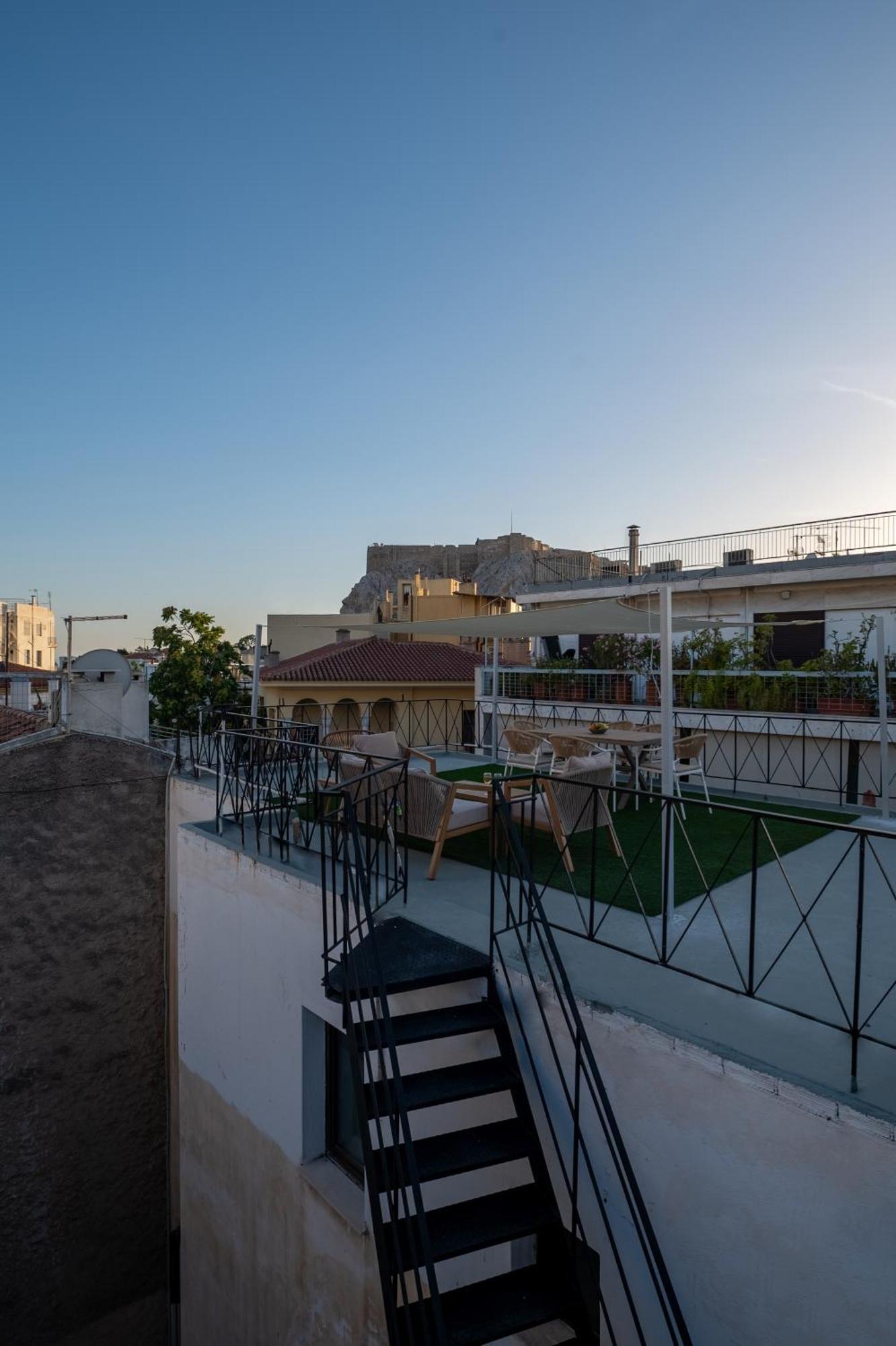 Live Life Plaka Apartment Athens Luaran gambar